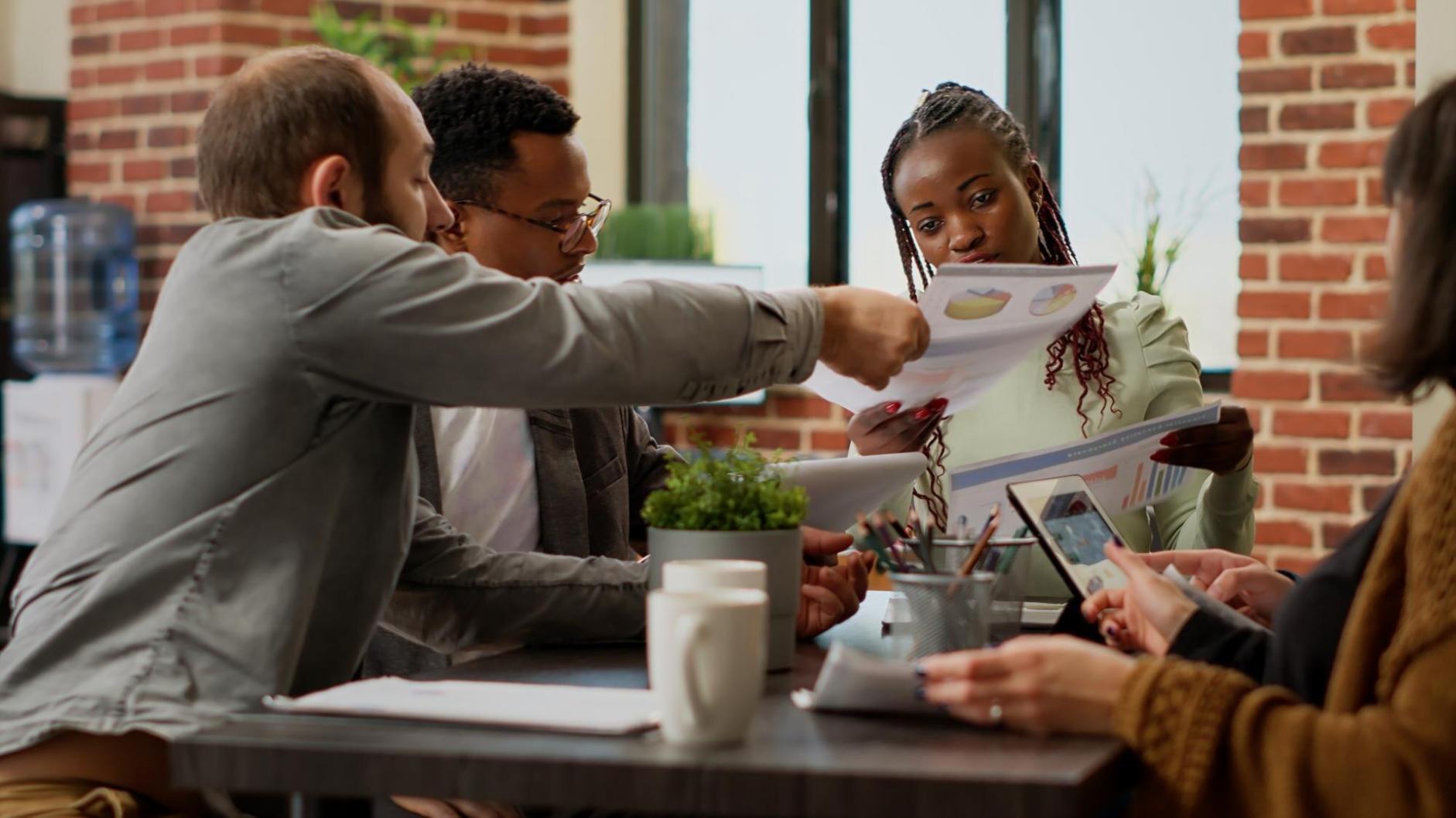 Team-Meetings und Projektplanung bei elarifyrent